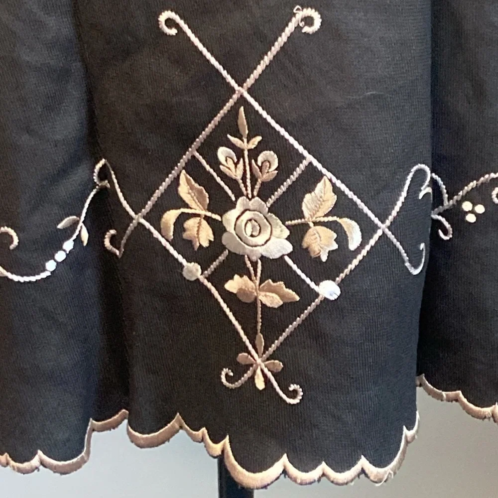 Ann Taylor Loft 12 Linen/ Rayon Black White Floral Embroidery - Picture 2 of 5
